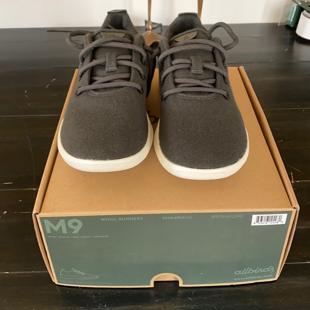 Allbirds  runners new in box!
